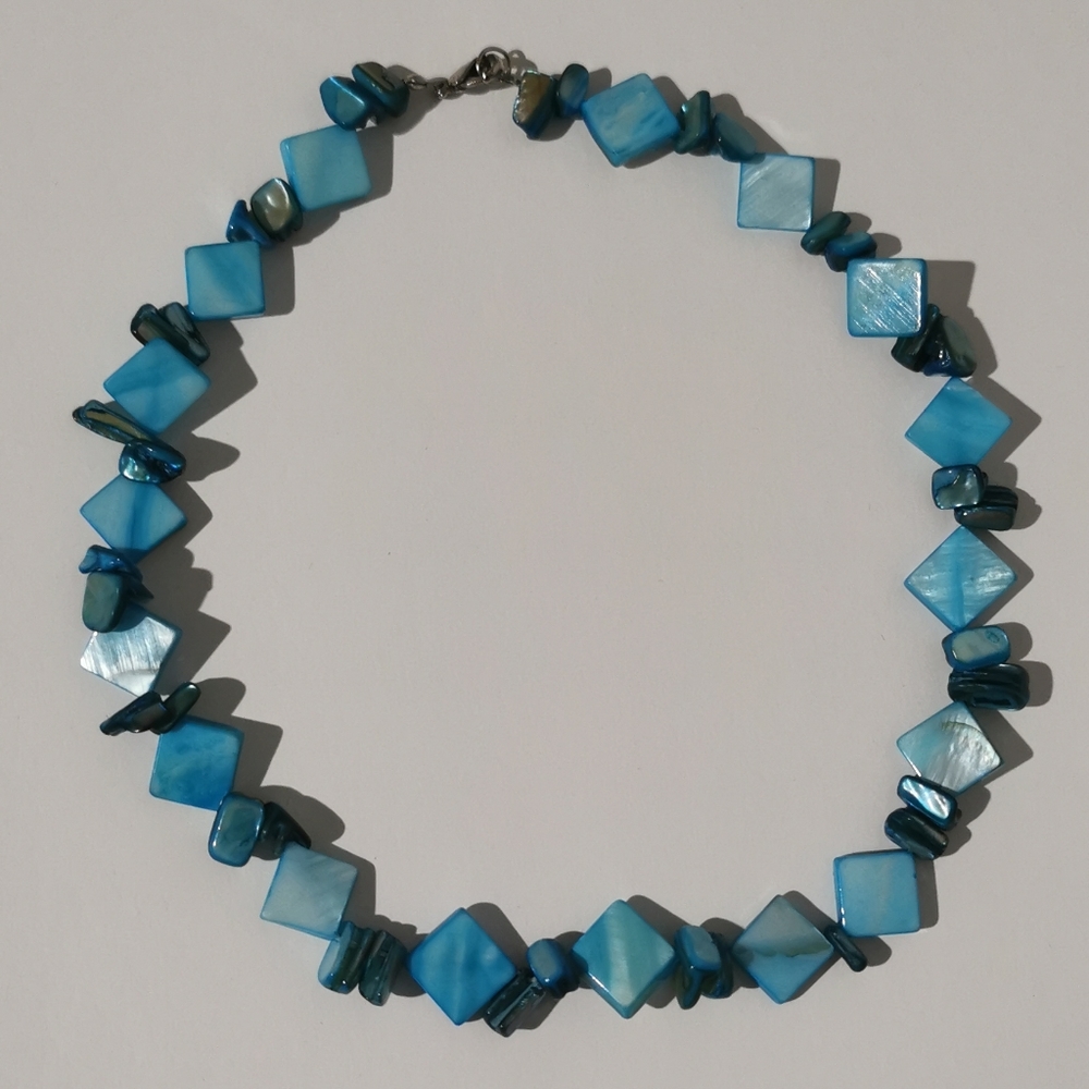 #37~NWOT Beaded glass necklace - Picture 2 of 3